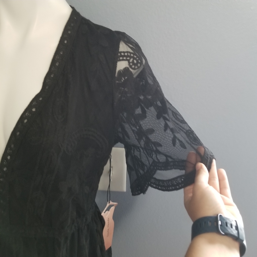 Haute Monde Black Floral Lace Boho Mini Dress Plunge Neckline Women's Large NWT. - Picture 4 of 13